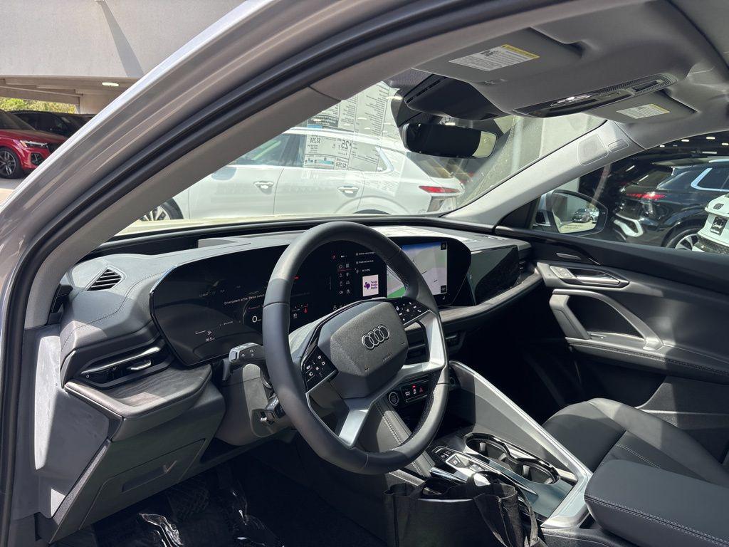 2025 Audi Q5 Premium Plus - Photo 12