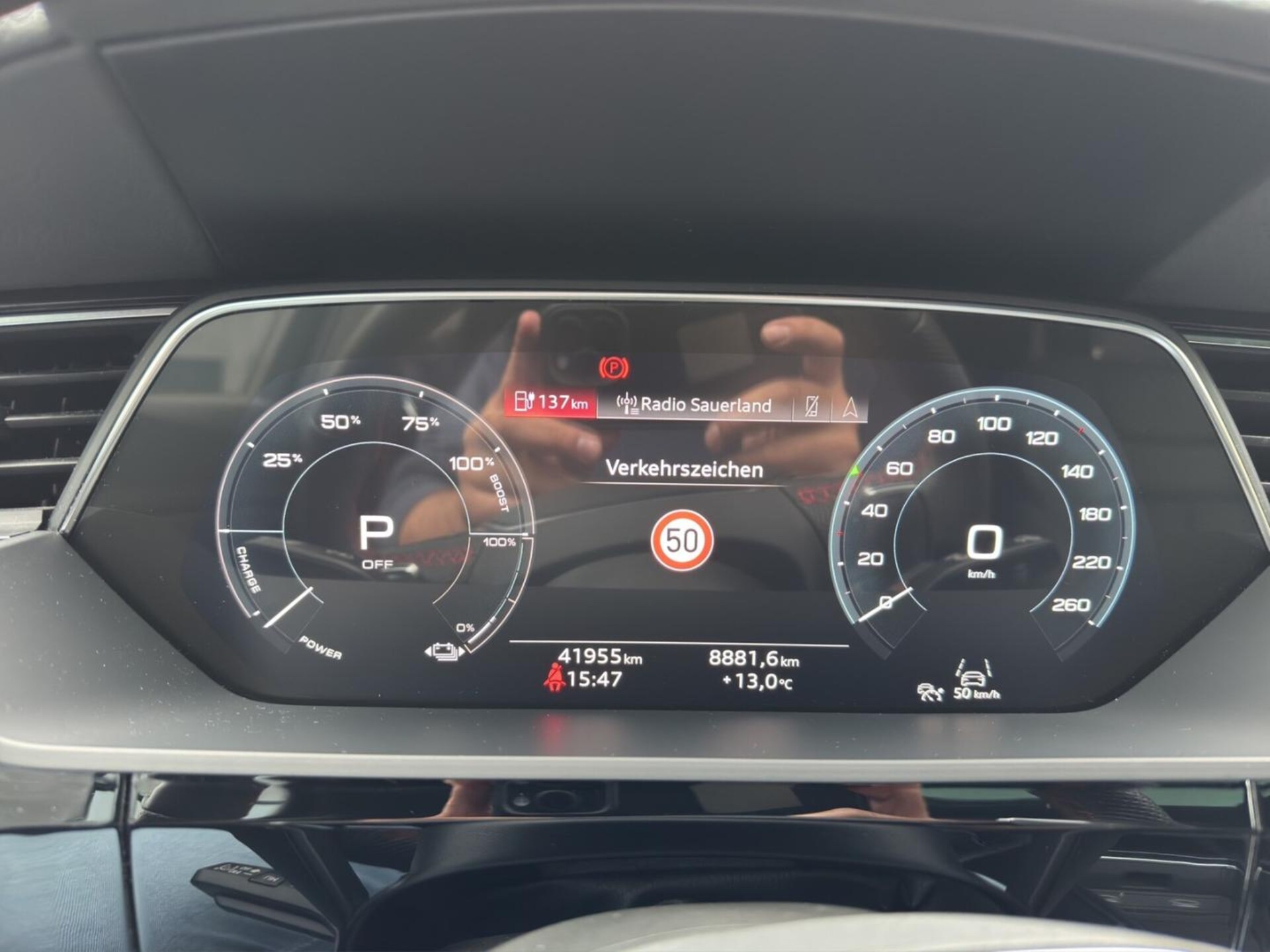 Audi Q8 e-tron S line