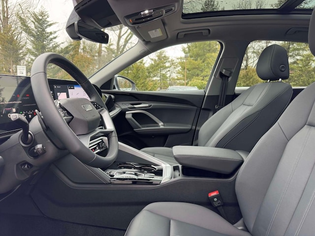 2025 Audi Q5 Premium - Photo 9