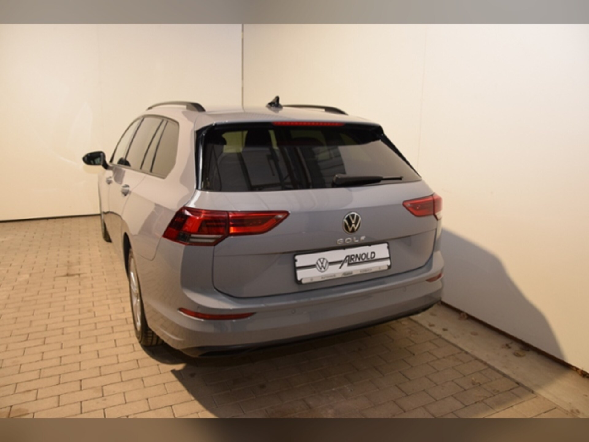 Volkswagen Golf Variant Life