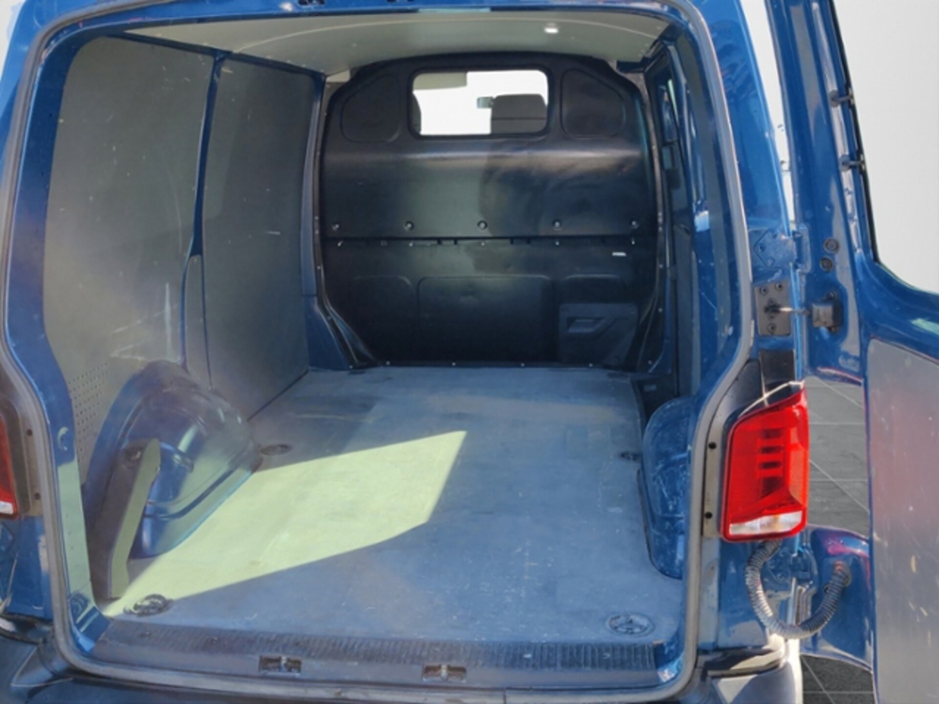 Volkswagen T6.1 Transporter Kasten kurzer Radstand