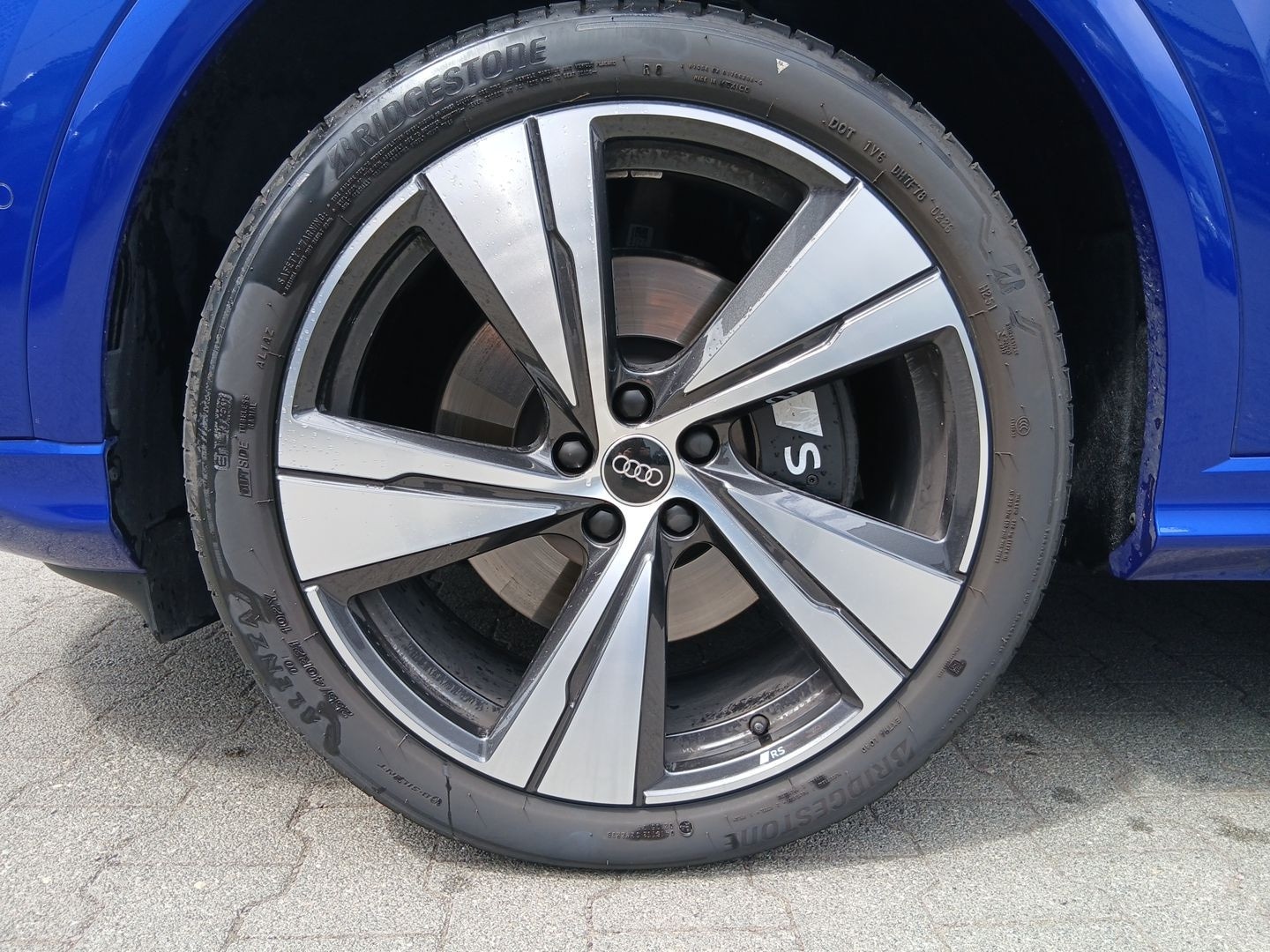 Bild über Audi SQ5 SUV TFSI 270 kW S tronic - für weitere Informationen kontaktieren Sie den Audi Partner