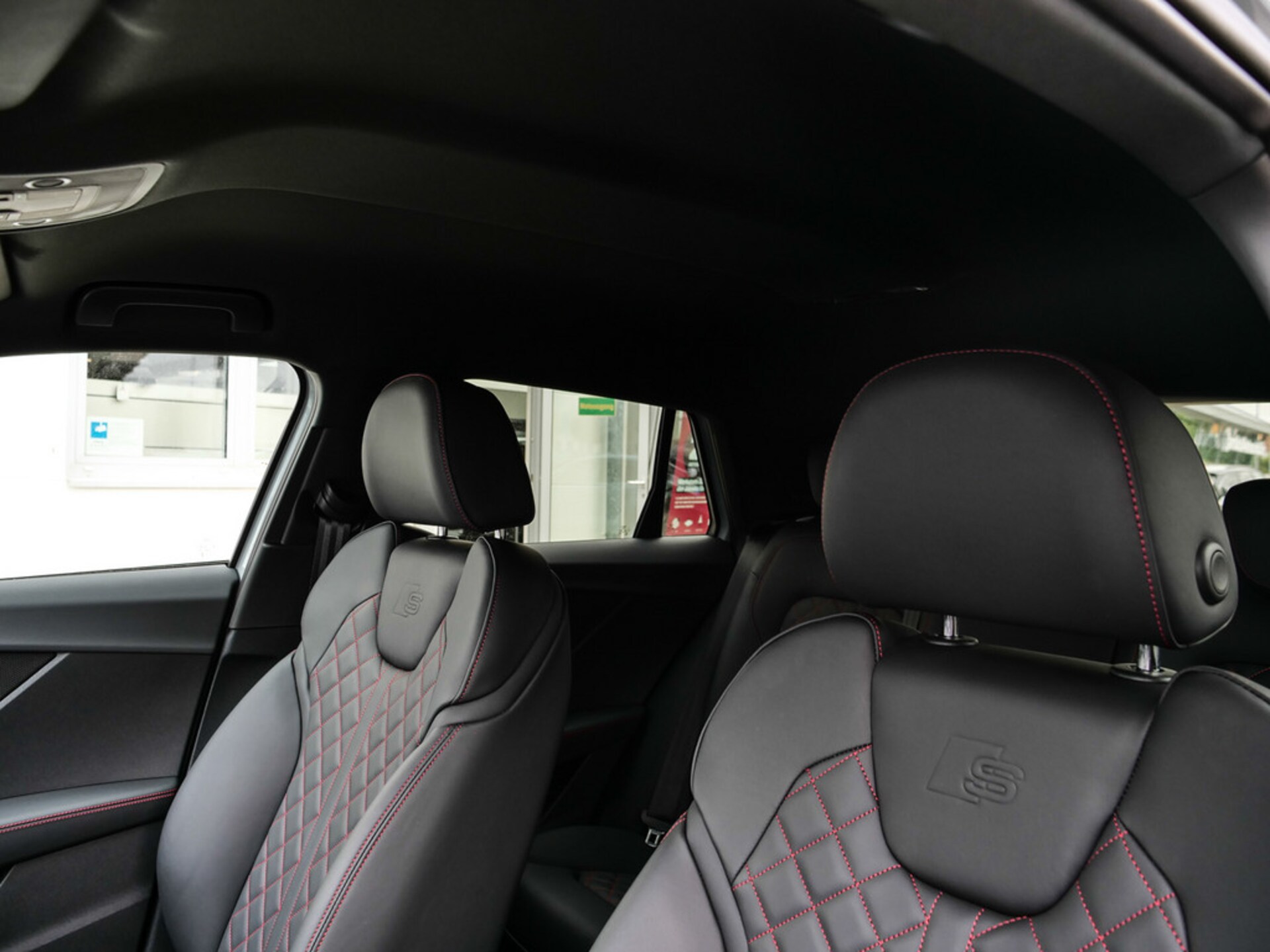 Audi Q2 S line