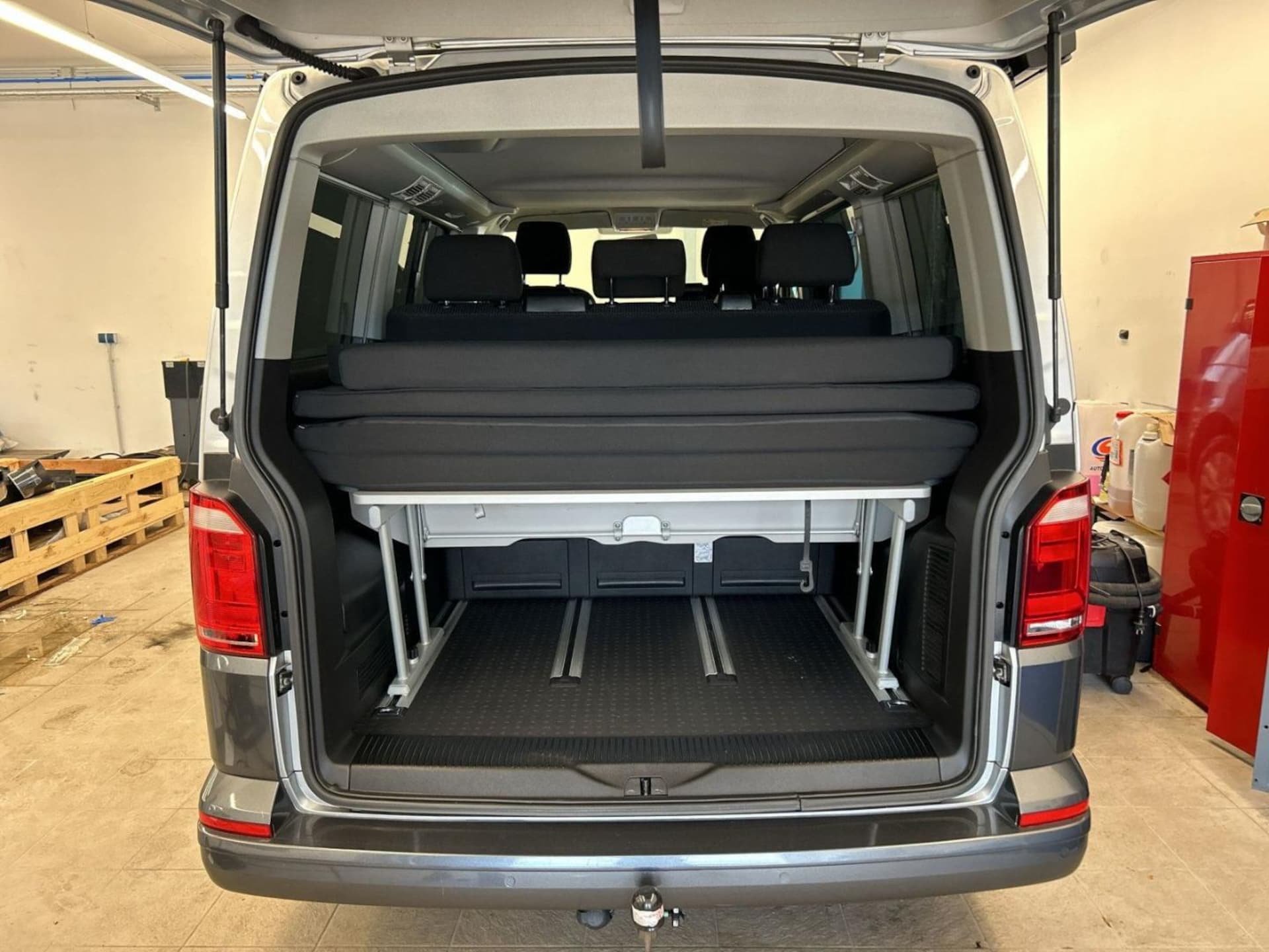 Volkswagen T6 California Beach