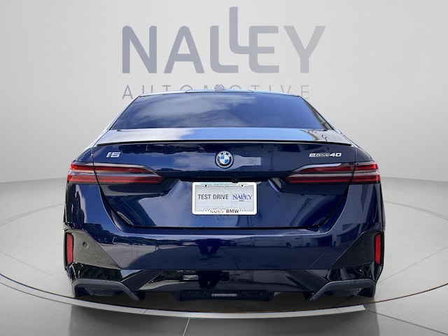 2024 BMW i5