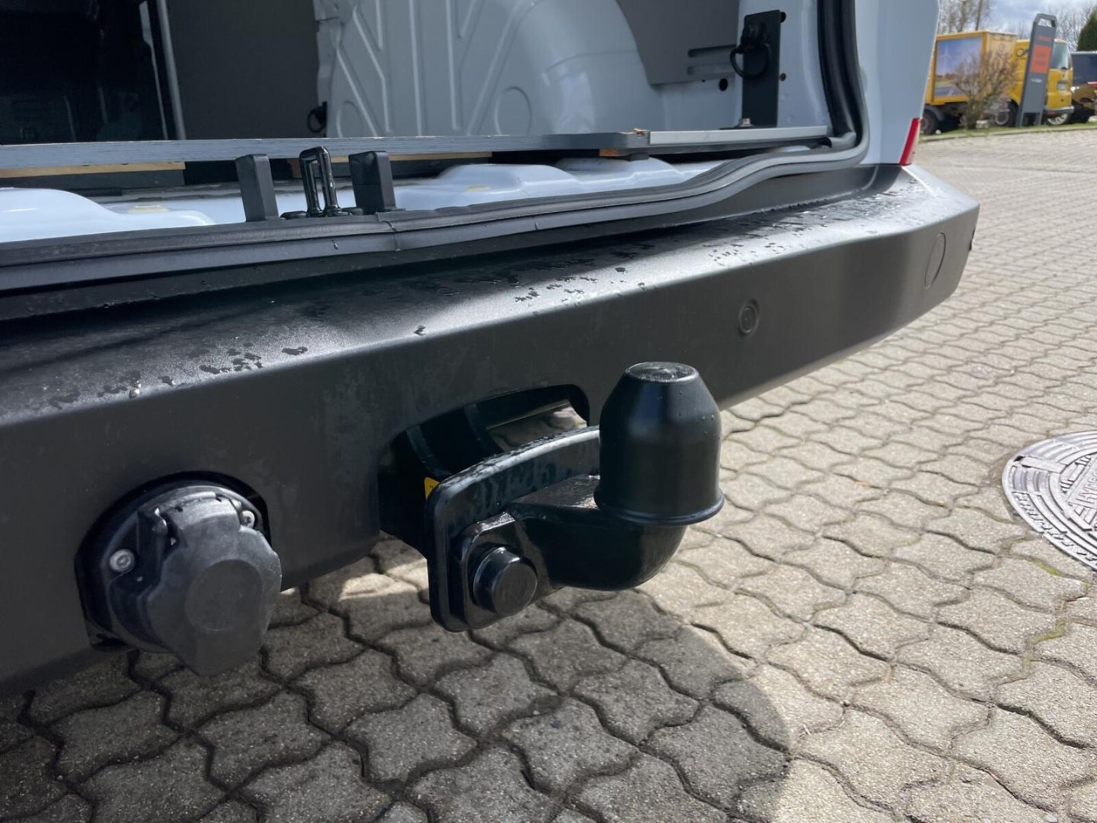 Volkswagen Transporter Kasten kurzer Radstand – Bild 25