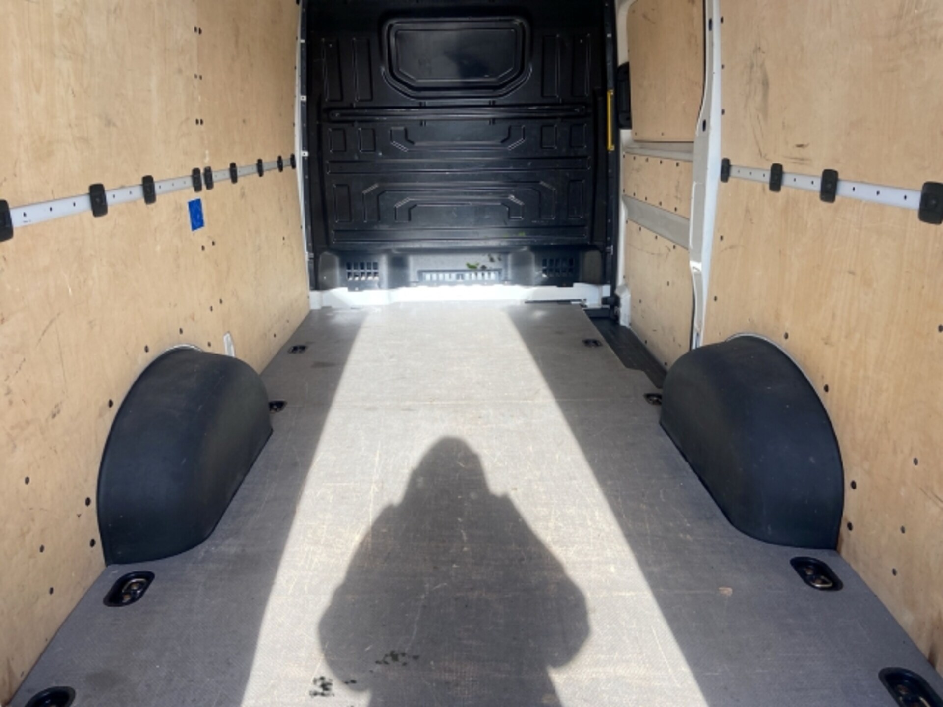 Volkswagen Crafter Kasten mittlerer Radstand