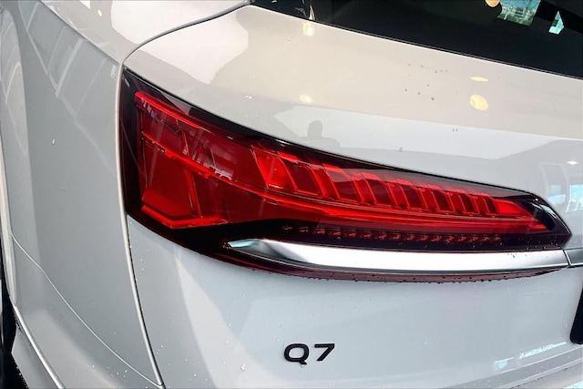 2026 Audi Q7 Premium Plus - Photo 14
