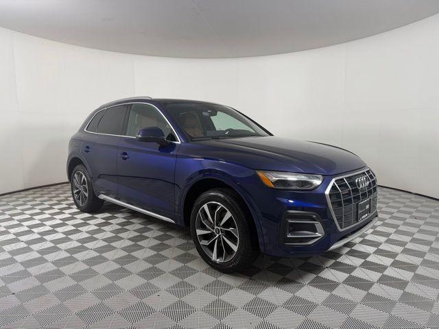2021 Audi Q5 45 Premium Plus's photo