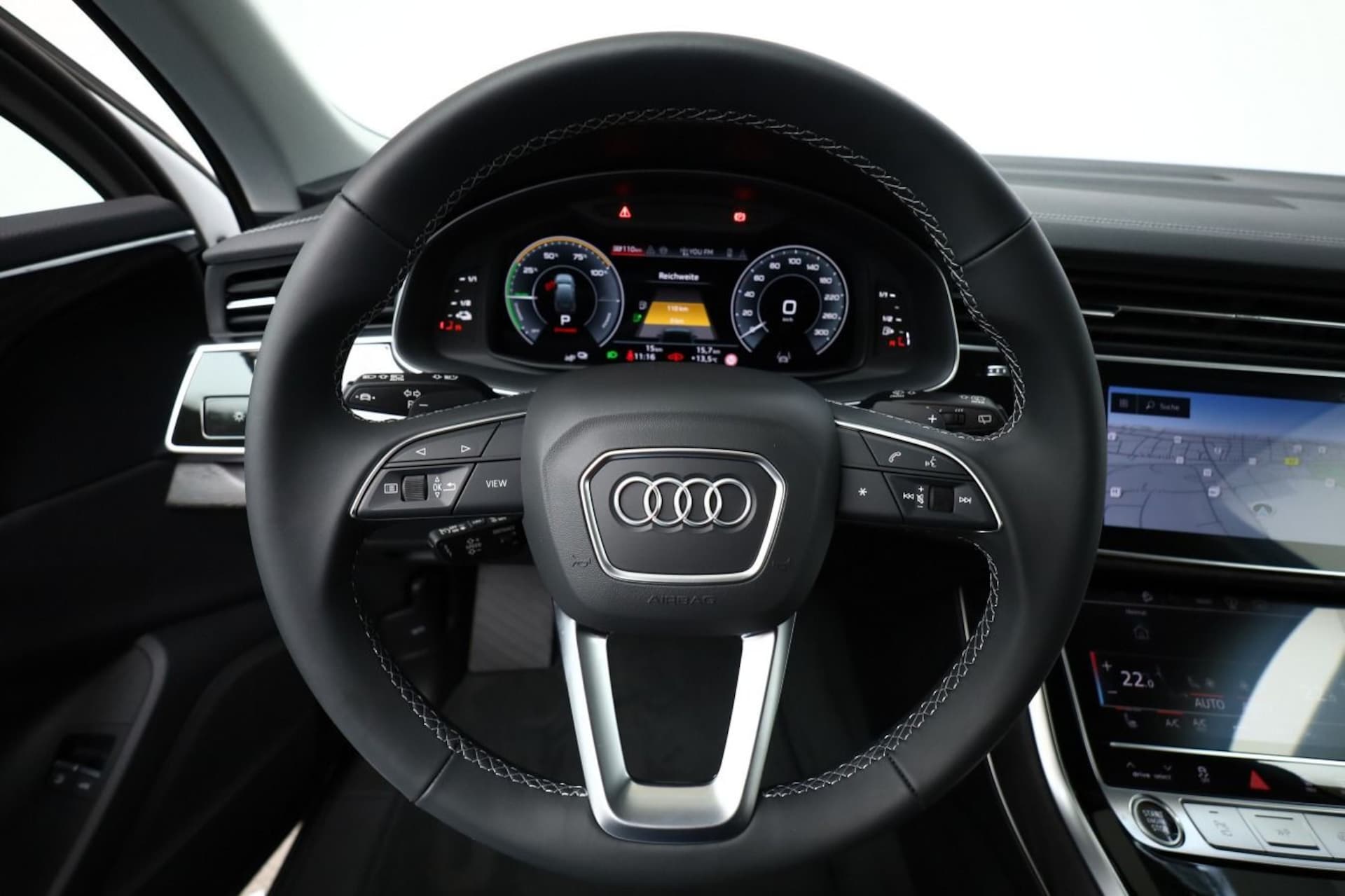Audi Q7 SUV TFSI e S line