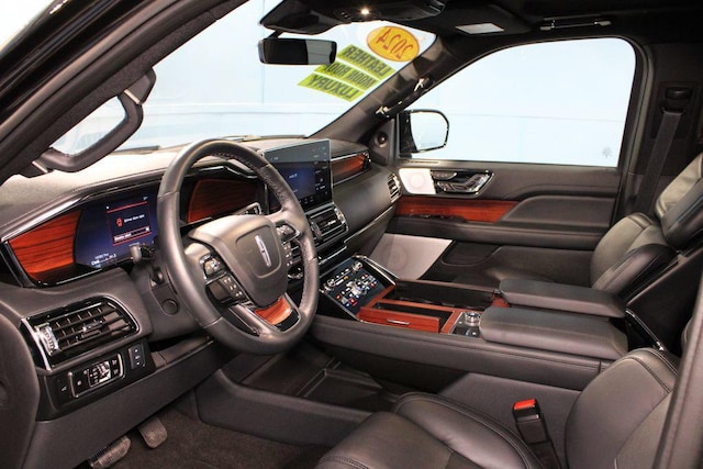 2024 Lincoln Navigator