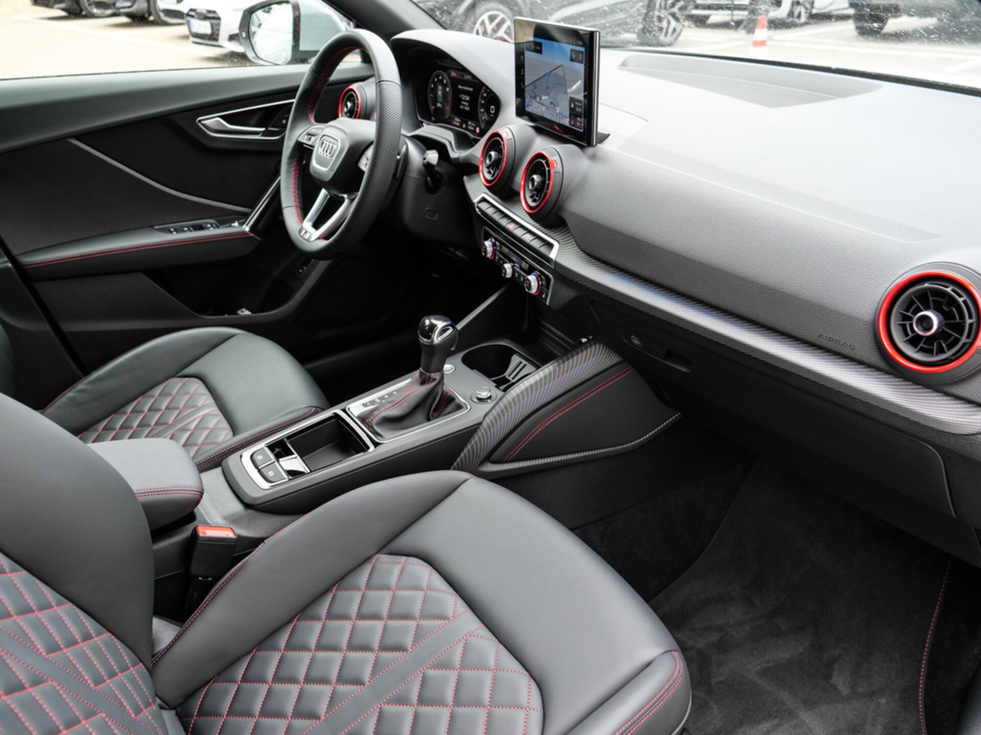 Audi Q2 S line