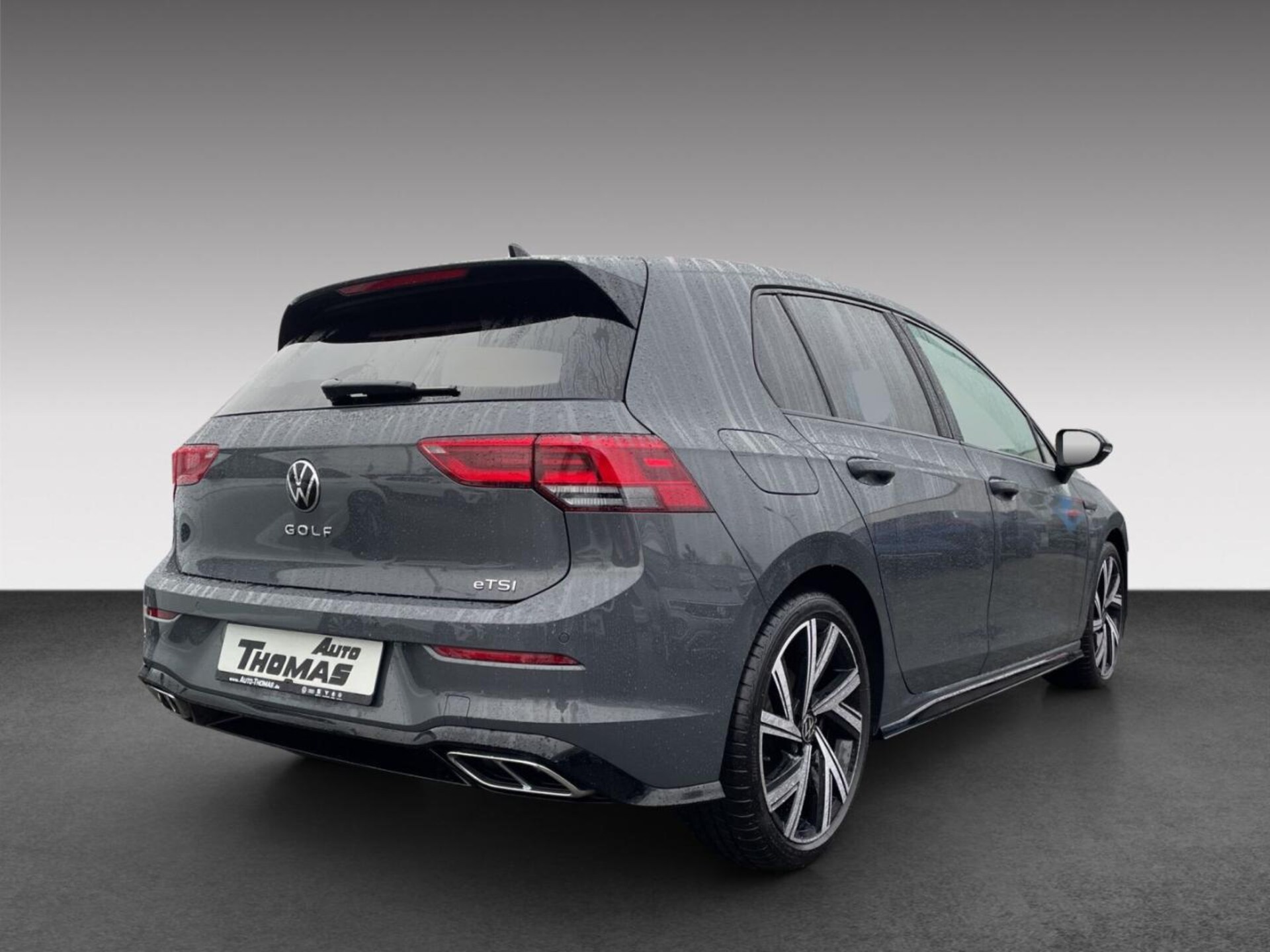 Volkswagen Golf R-Line