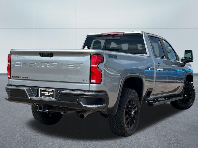 2025 Chevrolet Silverado
