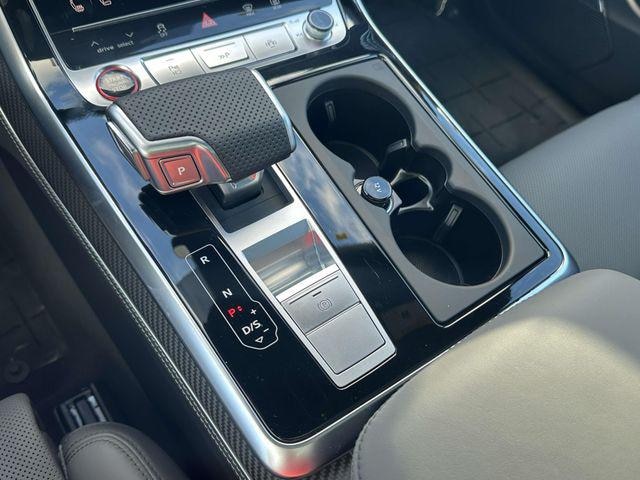 2026 Audi SQ8 Prestige - Photo 12
