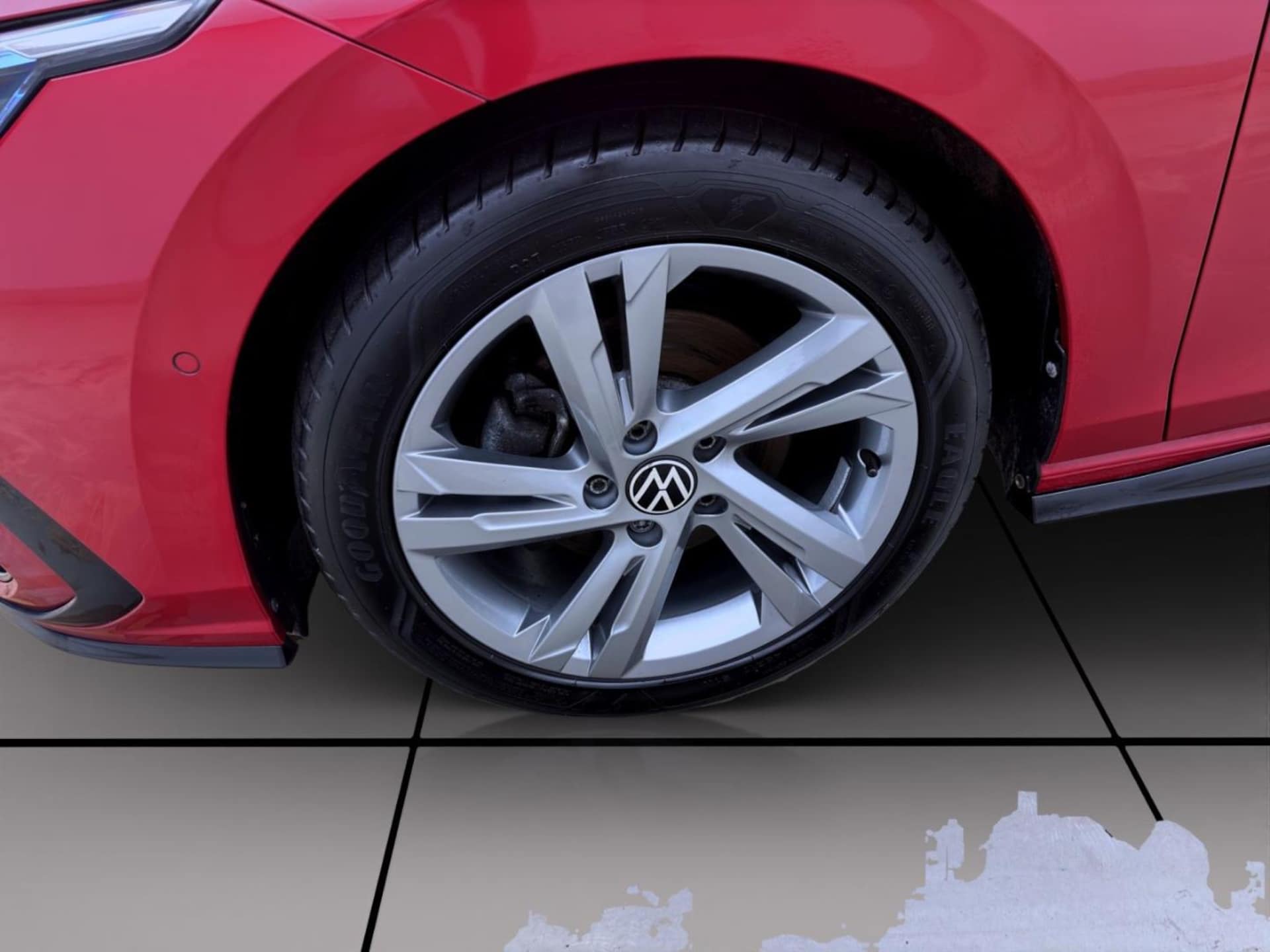 Volkswagen Golf R-Line