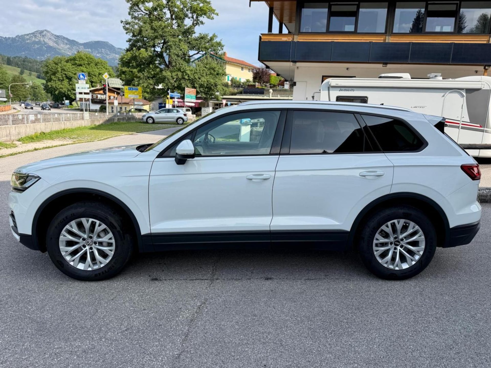 Volkswagen Touareg Basis-Modell