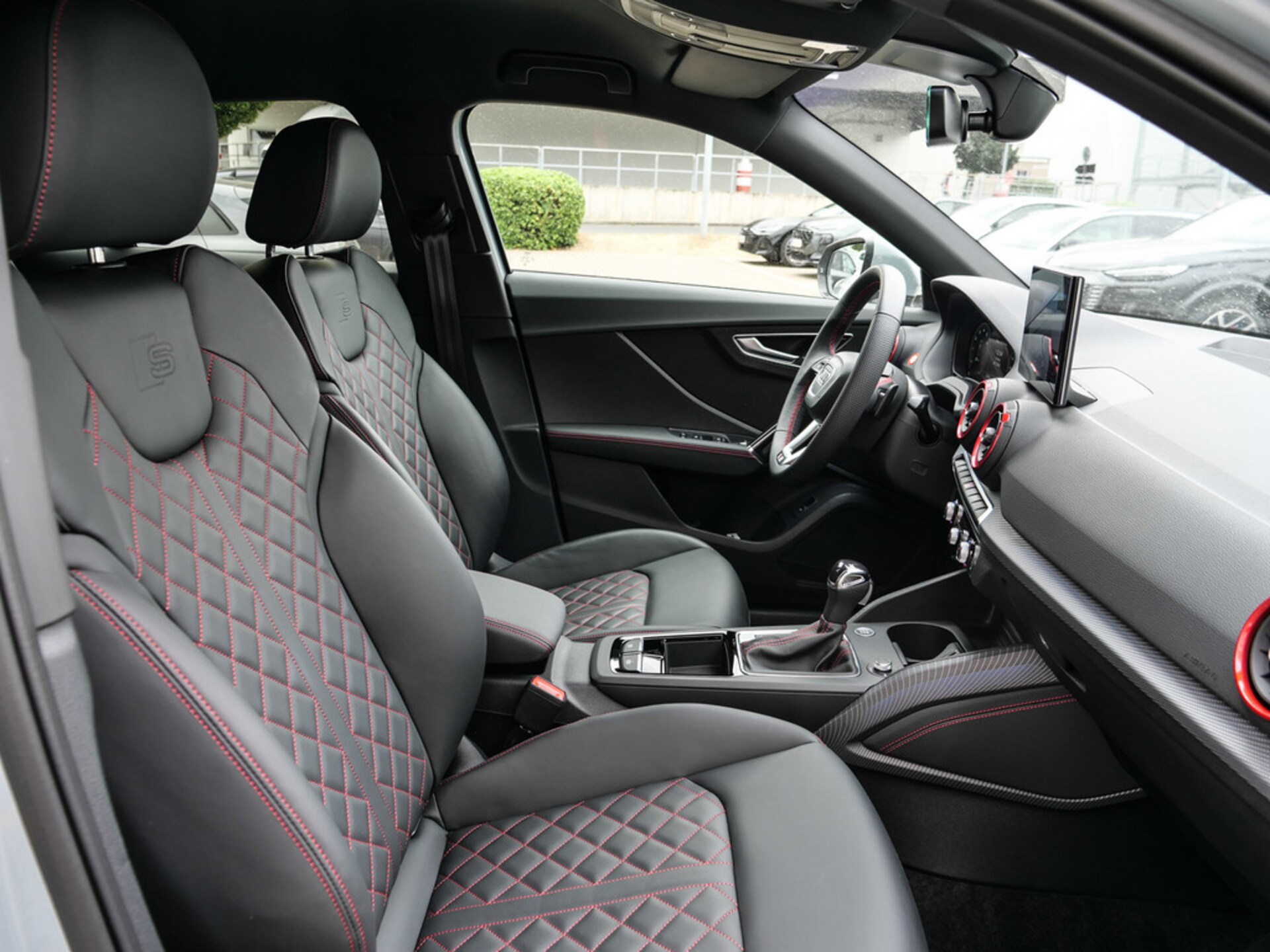 Audi Q2 S line