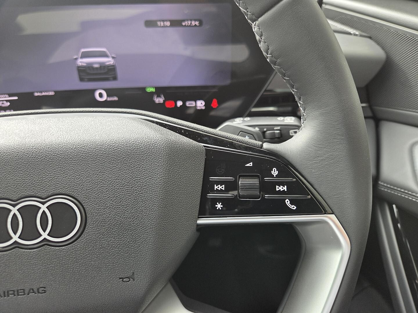 Image about Audi Q6 SUV e-tron e-tron