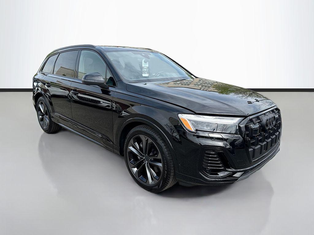 2026 Audi Q7 55 Premium Plus quattro Tiptronic's photo