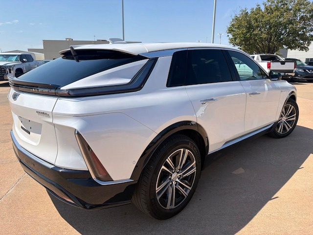 2024 Cadillac LYRIQ