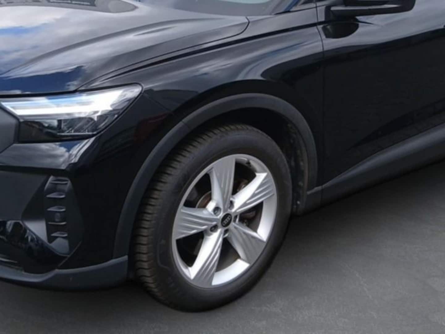 Bild über Audi Q4 Sportback e-tron 35 e-tron - für weitere Informationen kontaktieren Sie den Audi Partner