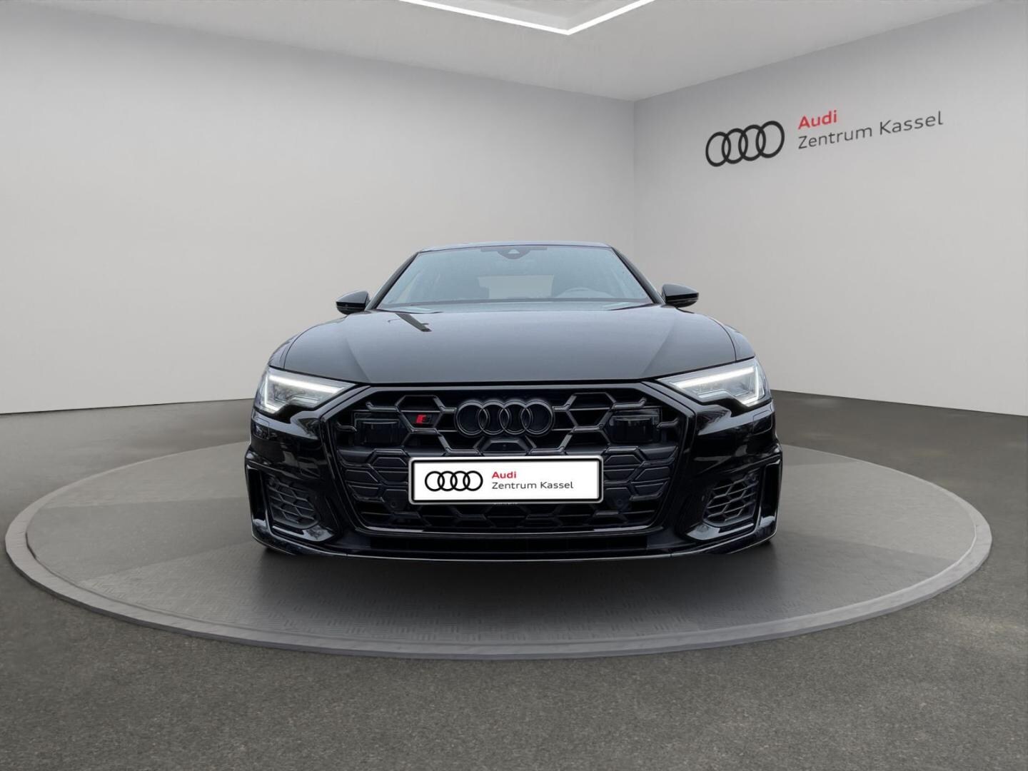 Bild über Audi S6 Limousine TDI quattro tiptronic - für weitere Informationen kontaktieren Sie den Audi Partner