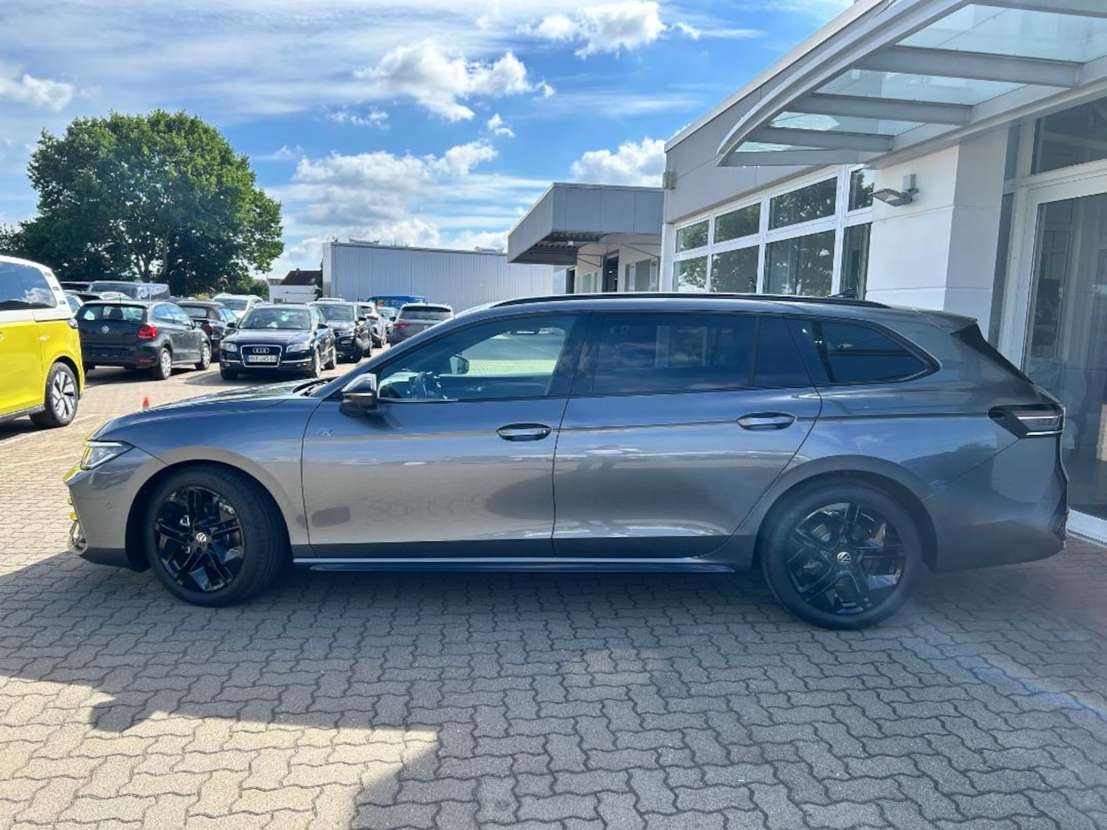 Volkswagen Passat – Bild 2