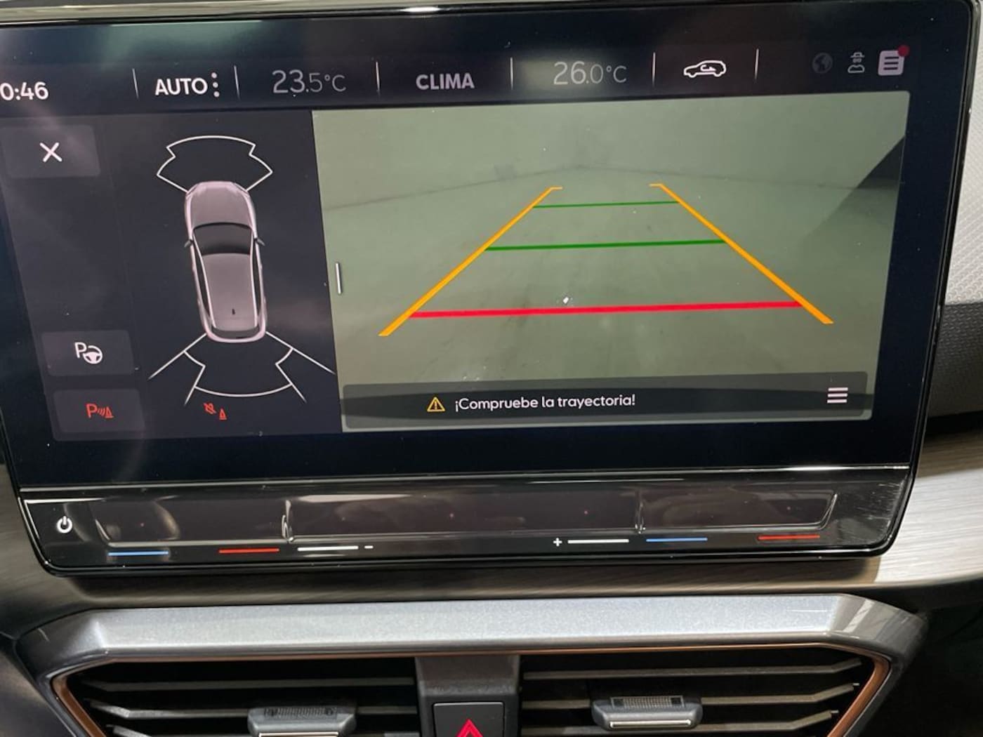 CUPRA Leon León 1.5 eTSI DSG 110 kW (150 CV) — photo 21