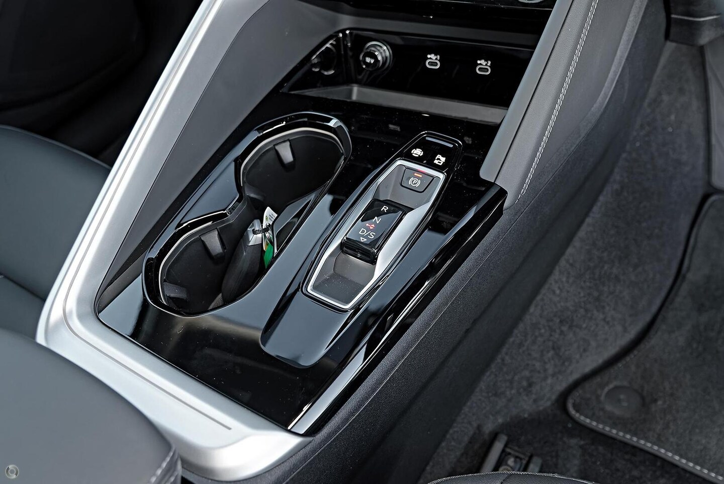 Image about Audi Q5 Sportback TFSI 150 kW