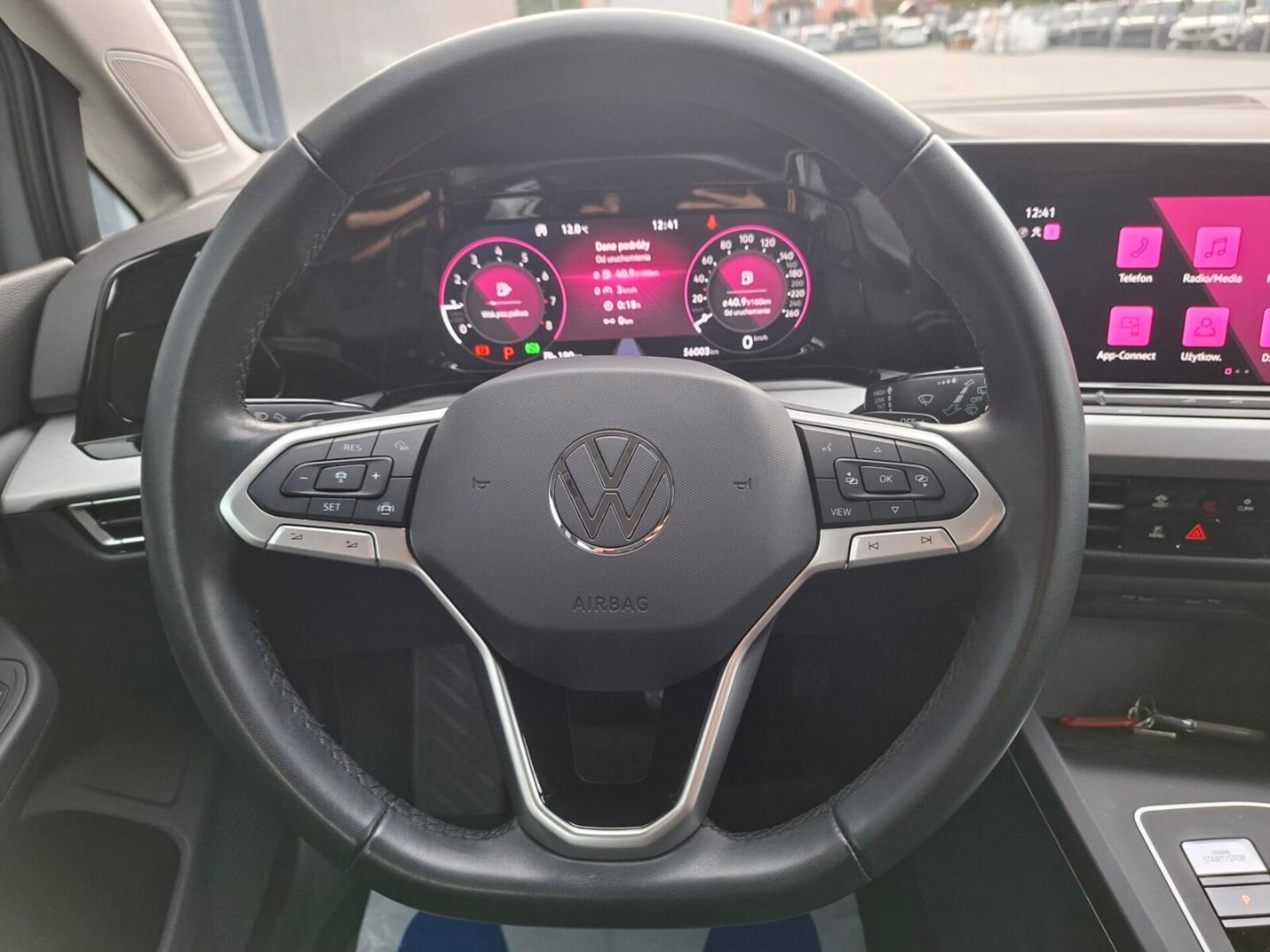 Volkswagen Golf Variant Life