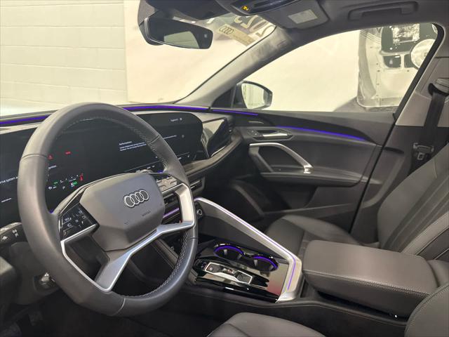 2025 AUDI Q5 - Image 10