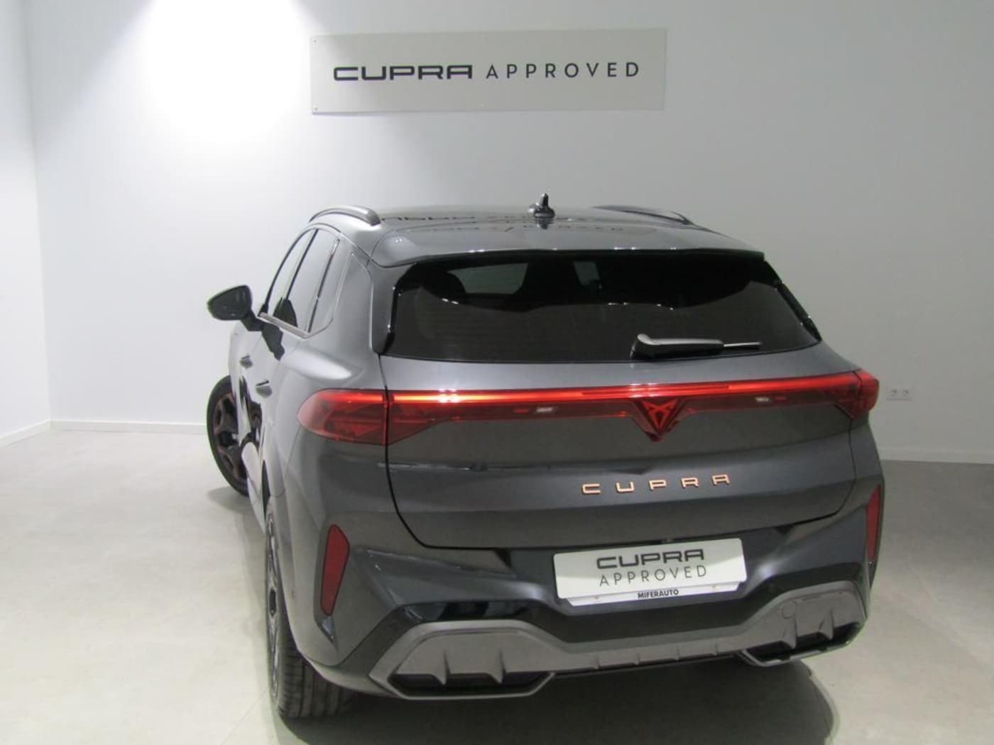 CUPRA Terramar 1.5 TSI e-Hybrid DSG 150 kW (204 CV) — photo 3