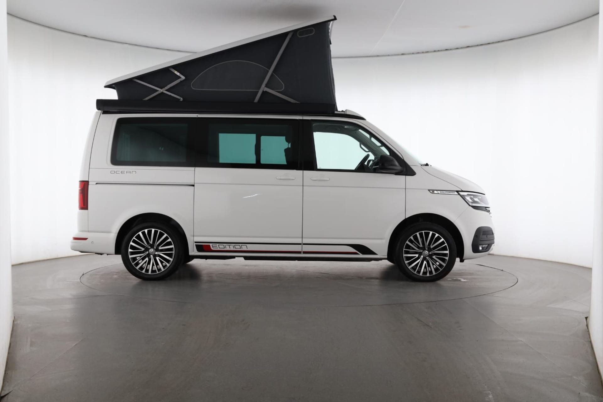 Volkswagen T6.1 California Ocean