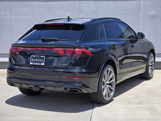 2026 Audi Q8