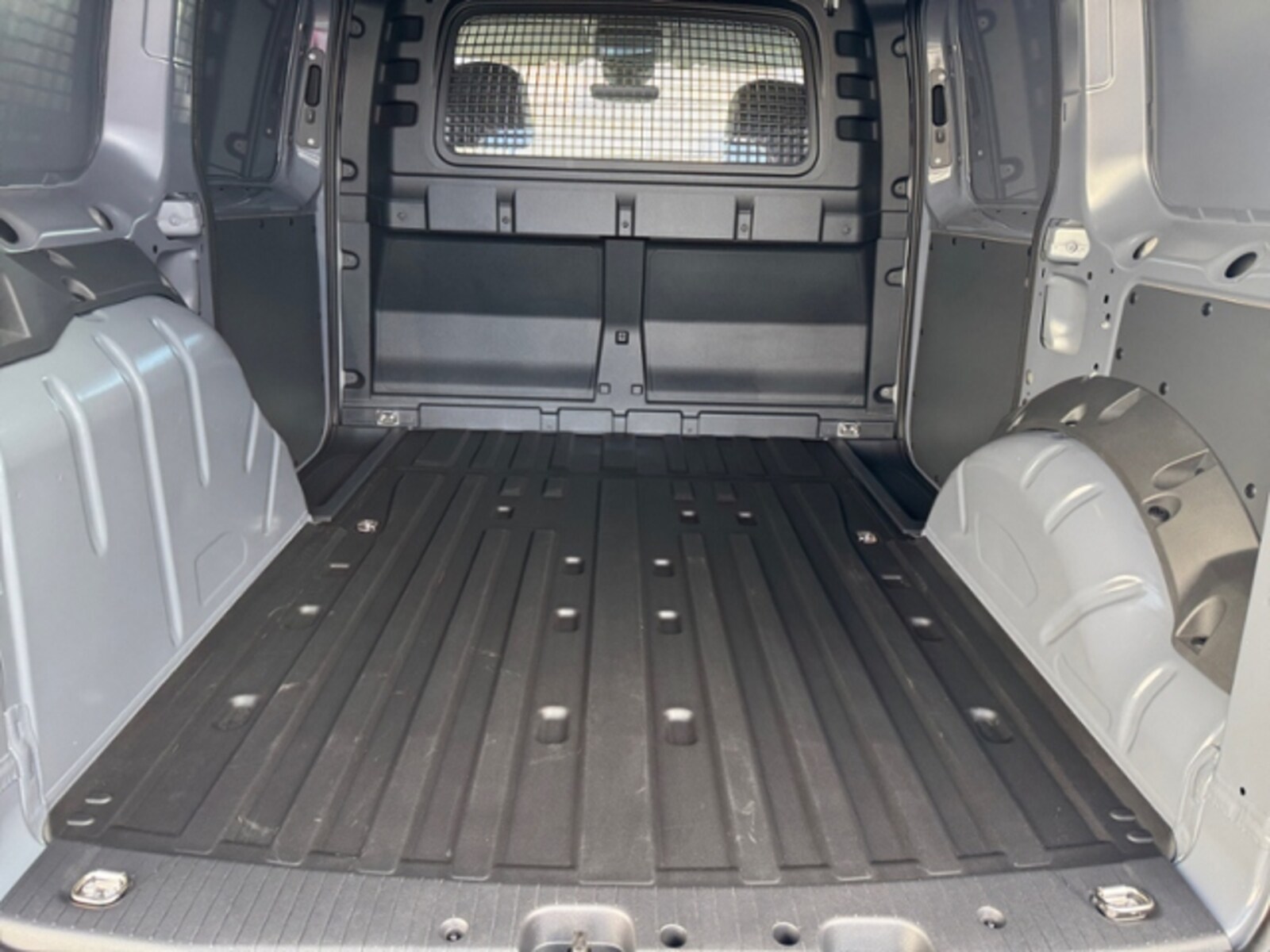 Volkswagen Caddy Cargo – Bild 7