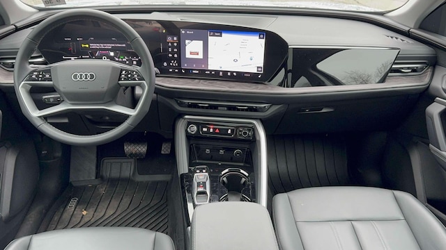 2025 Audi Q5 Premium - Photo 31