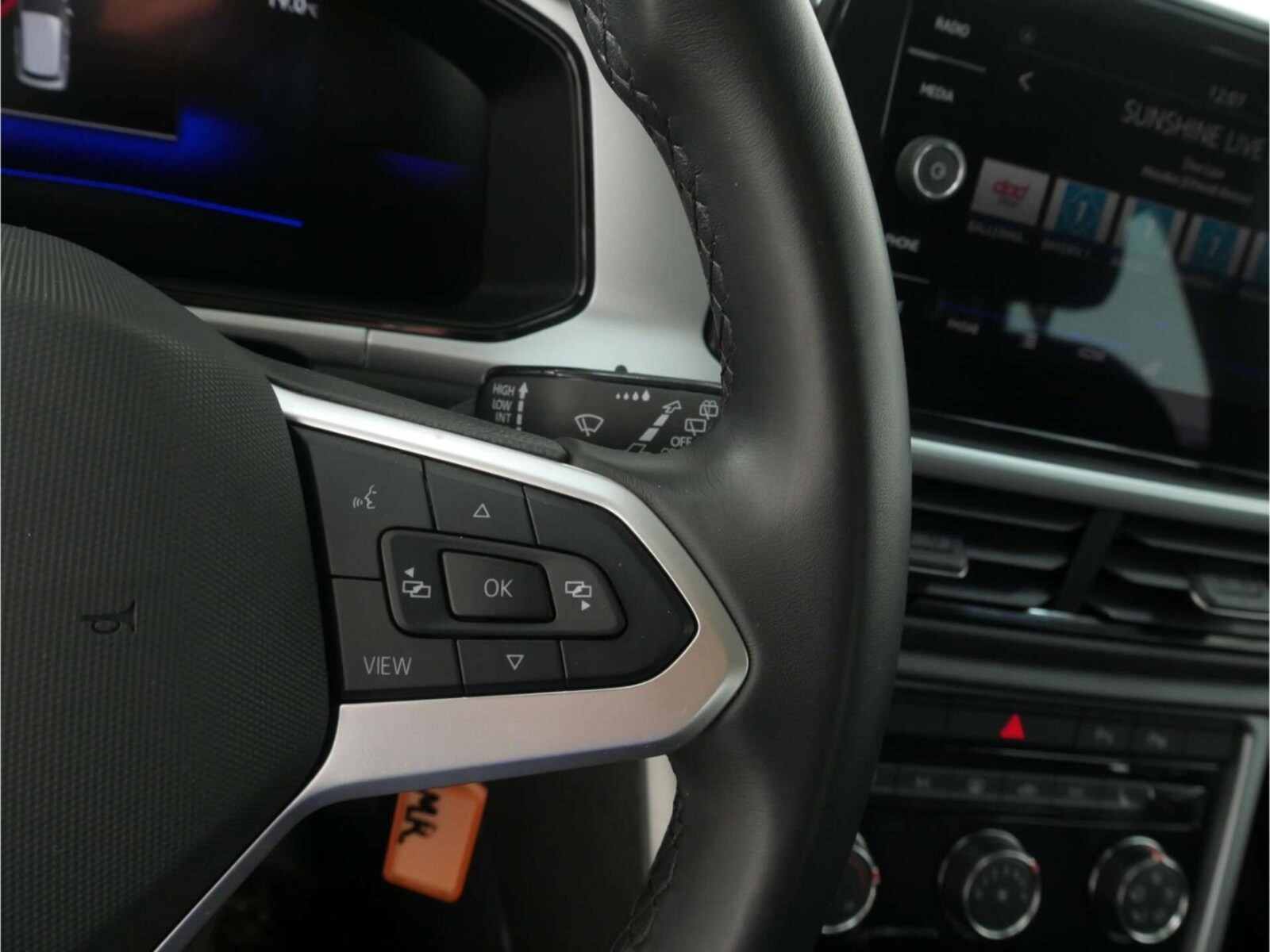 Volkswagen T-Roc – Bild 12