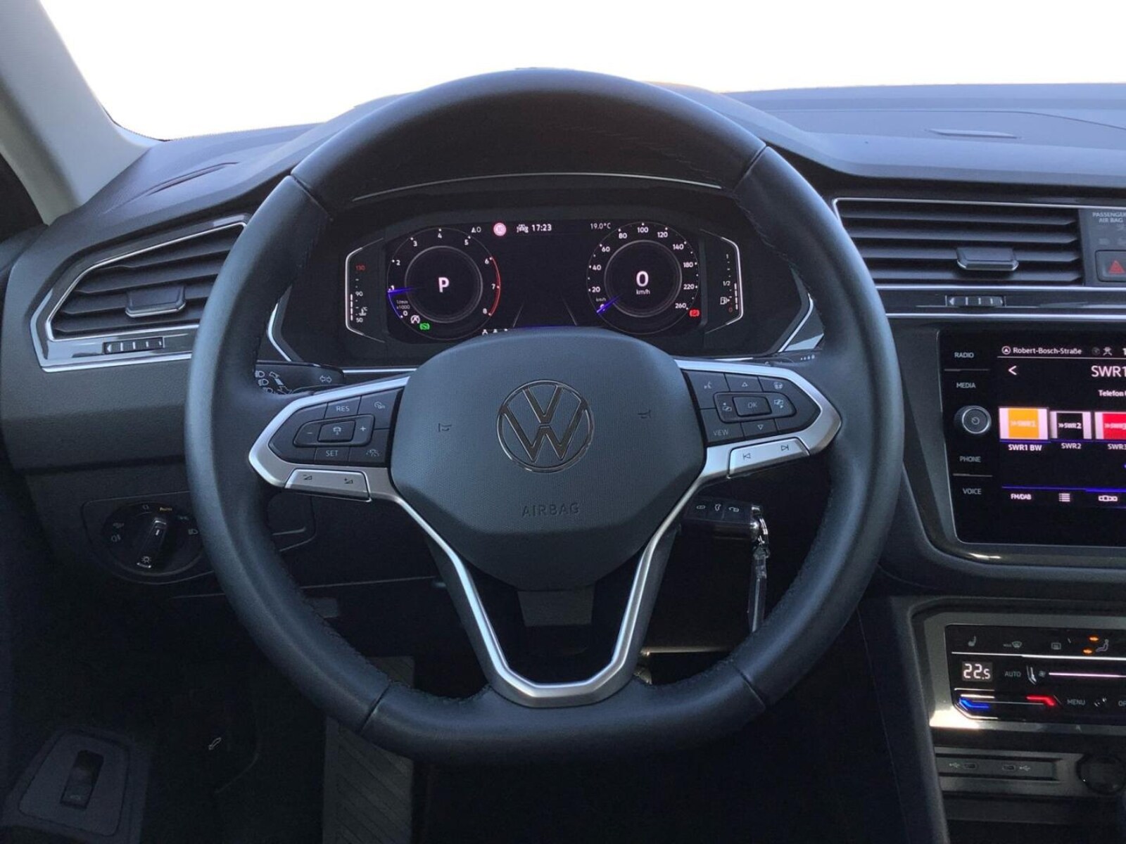 Volkswagen Tiguan – Bild 12