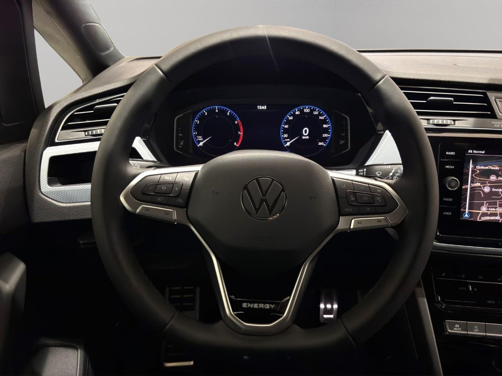 Volkswagen Touran – Bild 11