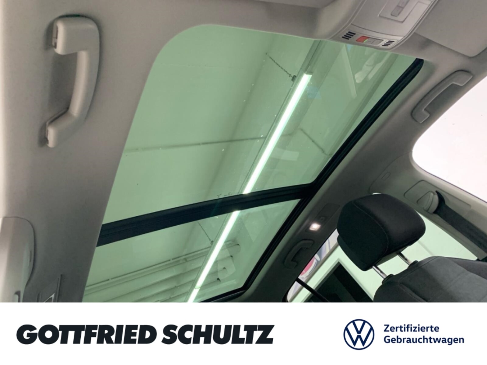 Volkswagen Touran – Bild 12