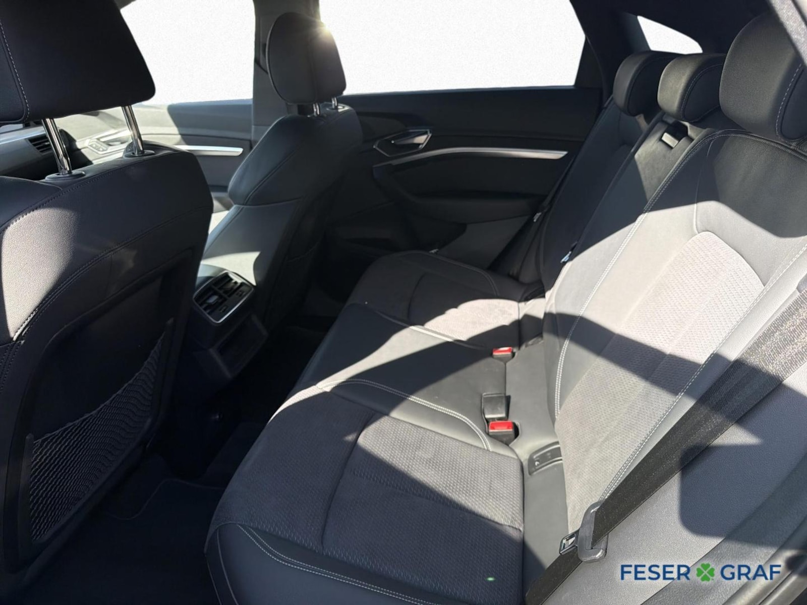 Audi Q8 Sportback e-tron – Bild 11