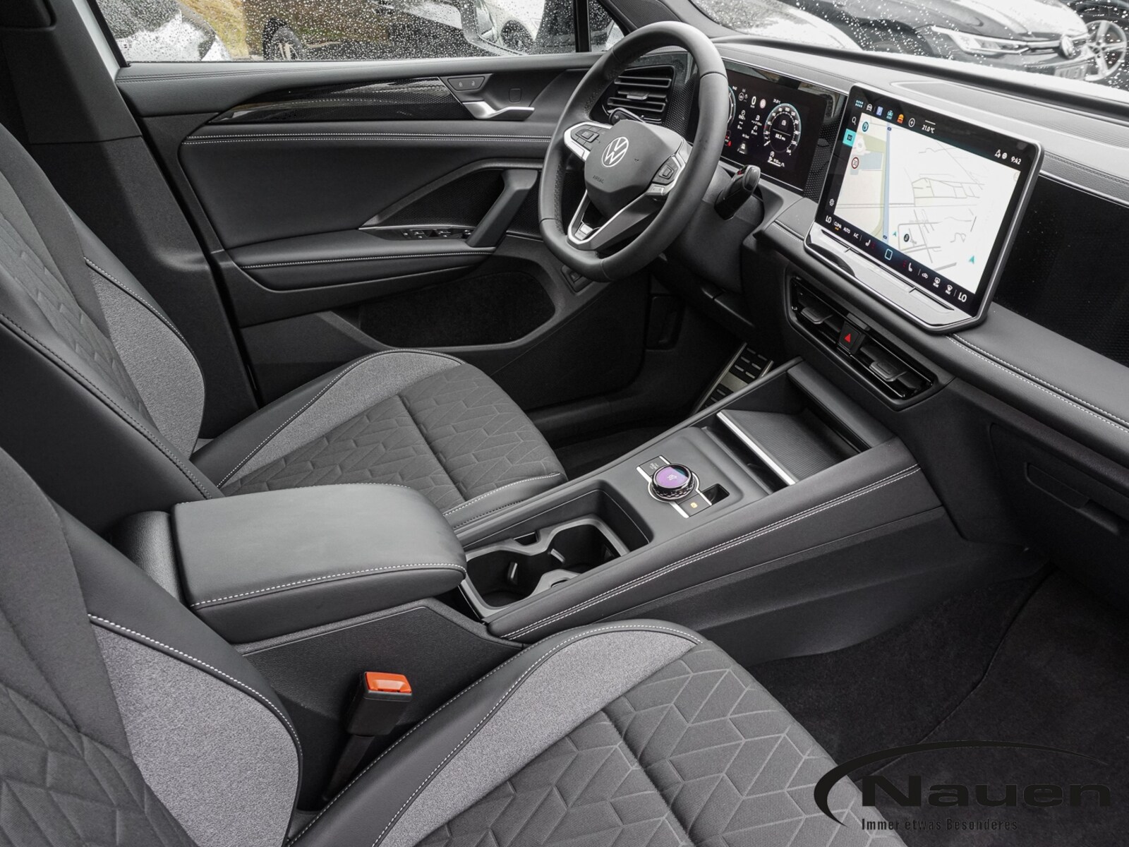 Volkswagen Tiguan – Bild 8