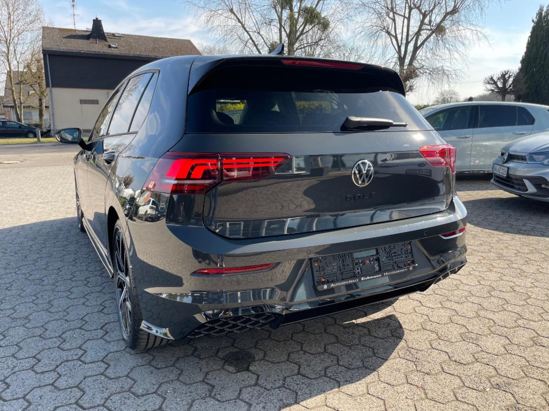 Volkswagen Golf R-Line