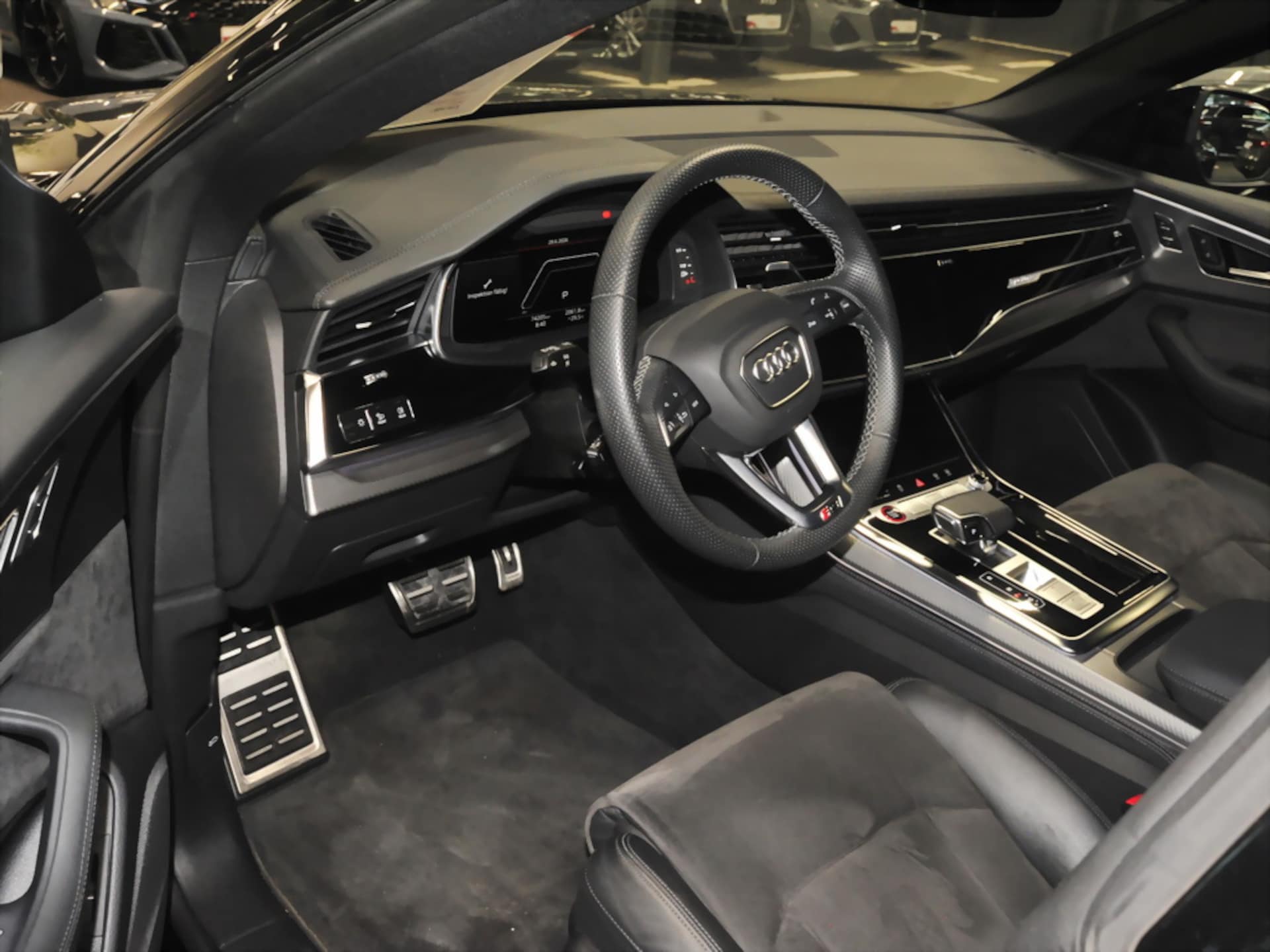 Audi RS Q8 SUV