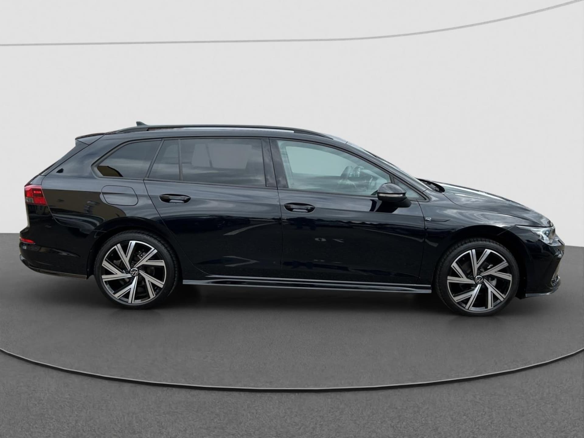 Volkswagen Golf Variant R-Line