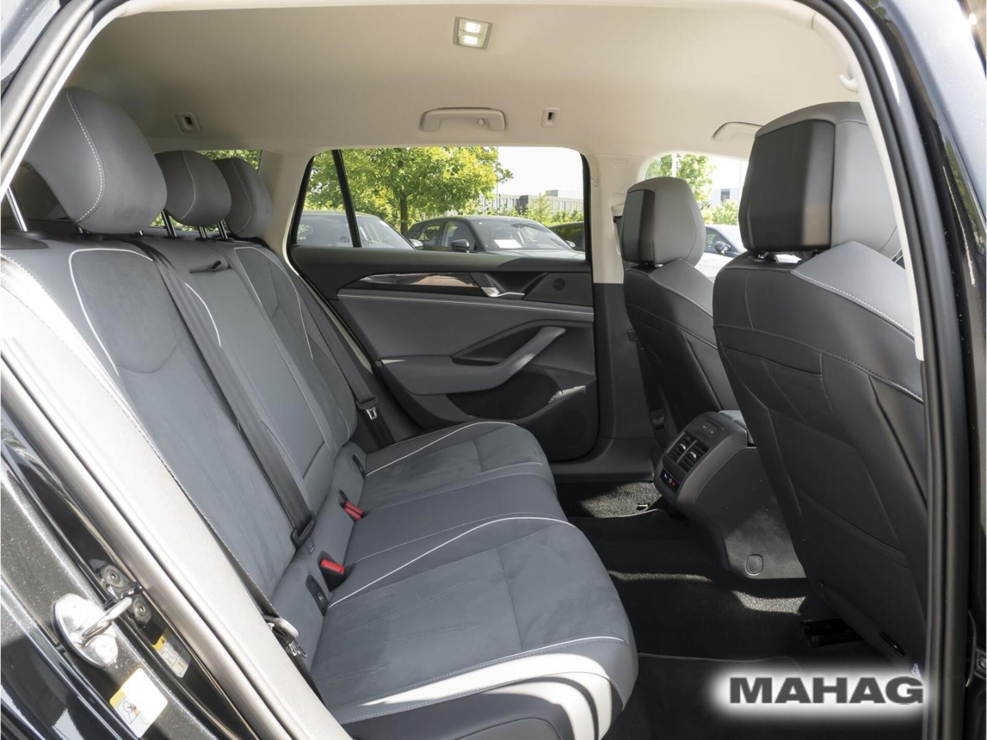 Volkswagen Passat Business