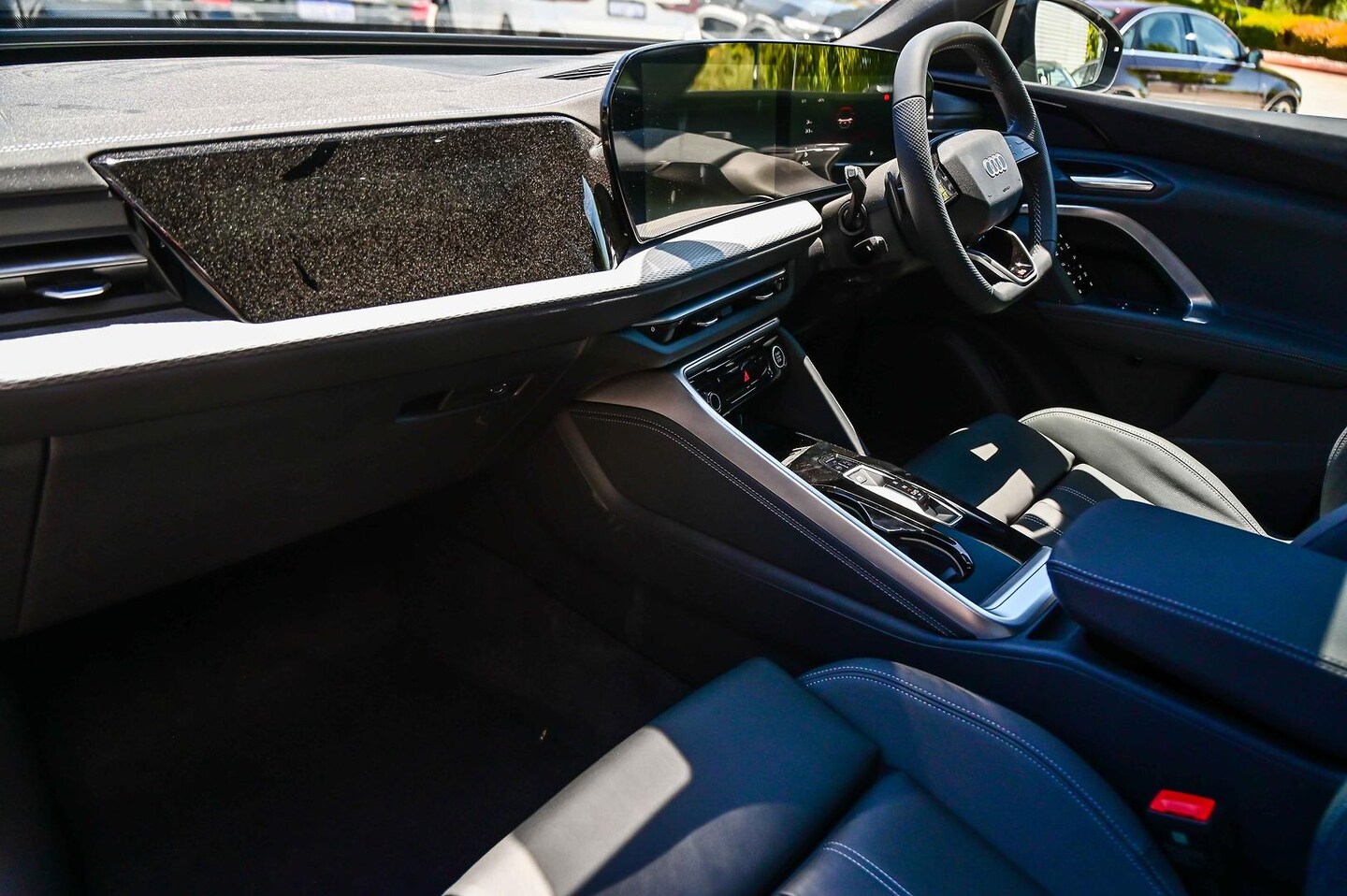 Image about Audi Q5 Sportback TDI quattro 150 kW sport