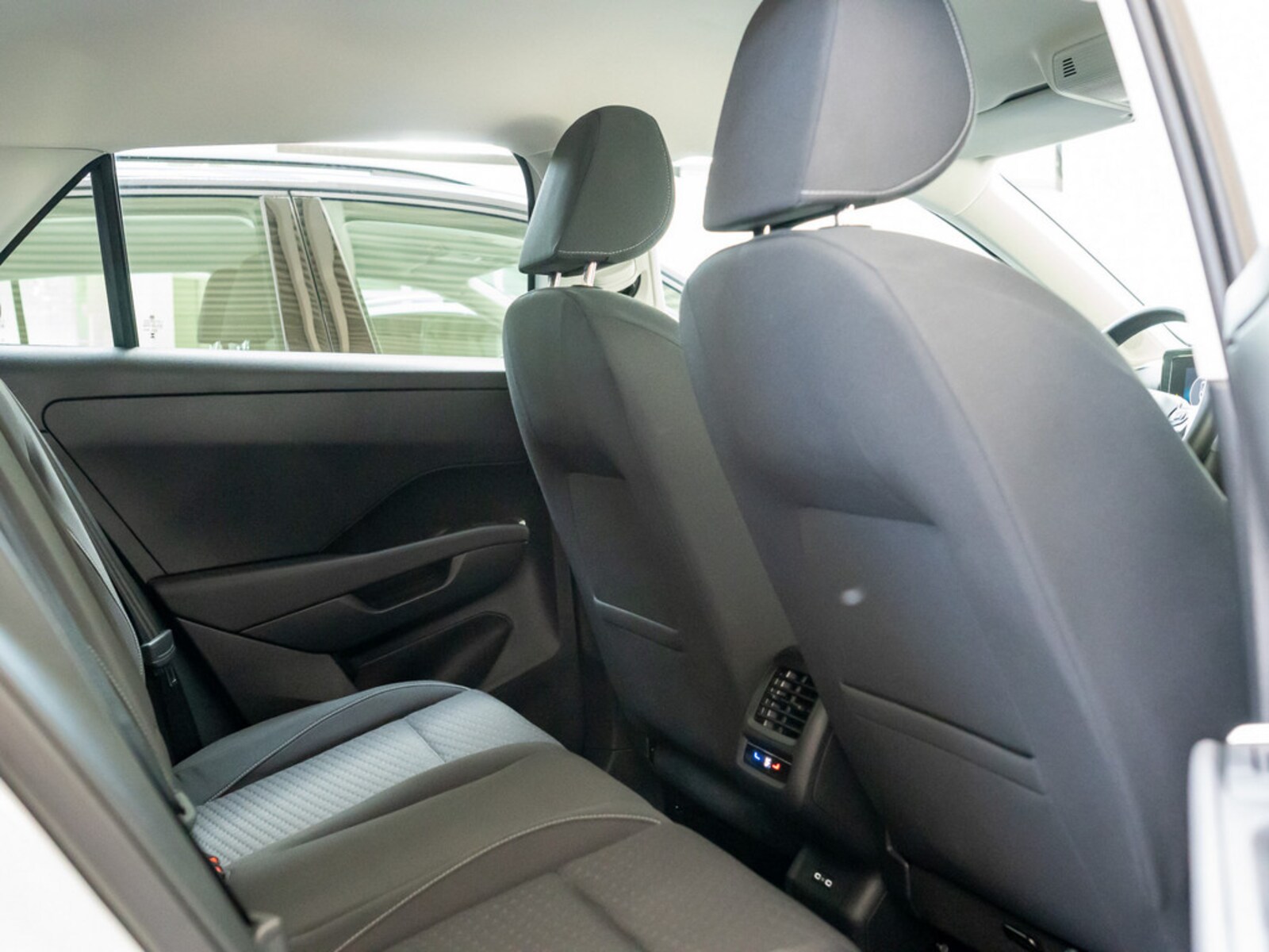 Volkswagen T-Roc – Bild 7