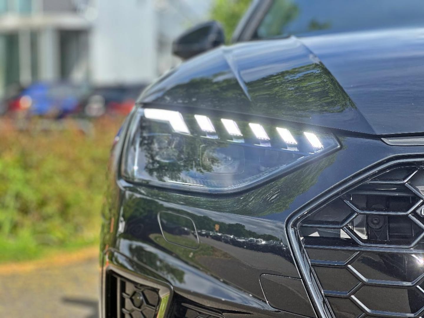 Bild über Audi A4 Avant S line 45 TFSI quattro S tronic - für weitere Informationen kontaktieren Sie den Audi Partner